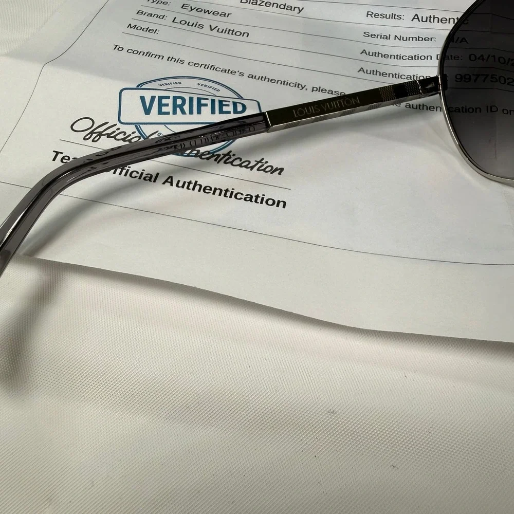 Louis Vuitton Attitude Sunglasses Silver Damier Aviator Z0340U Grey Gradient